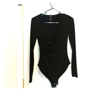 Long sleeve party top